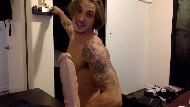 Cam Guy Clark Parker likes playing with his big dildo